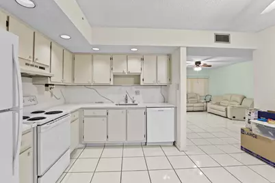 5280 Las Verdes Circle #219, Delray Beach, FL 33484 - Photo 16