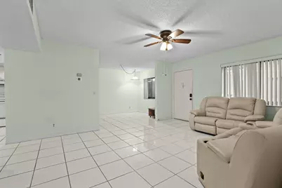 5280 Las Verdes Circle #219, Delray Beach, FL 33484 - Photo 2