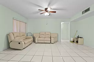 5280 Las Verdes Cir, Delray Beach, FL 33484 - Photo 4