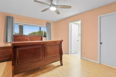 5280 Las Verdes Circle #219, Delray Beach, FL 33484 - Photo 20