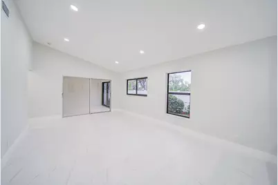 8067 Summerbreeze Lane, Boca Raton, FL 33496 - Photo 2