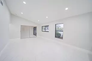 8067 Summerbreeze Ln, Boca Raton, FL 33496 - Photo 2