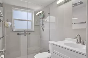 144 Dorchester G, West Palm Beach, FL 33417 - Photo 8
