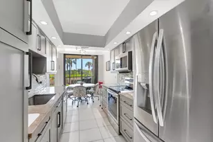 20100 Boca W Dr, Boca Raton, FL 33434 - Photo 10