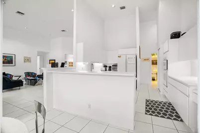 7946 Shelby Circle, Boca Raton, FL 33496 - Photo 10