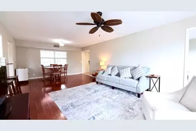 5510 Tamberlane Circle #243, Palm Beach Gardens, FL 33418 - Photo 6