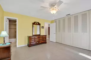 676 Laconia Cir, Lake Worth, FL 33467 - Photo 10