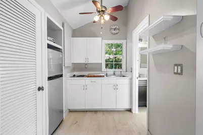 802 NE 2nd Street, Delray Beach, FL 33483 - Photo 40