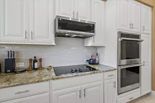 8048 Links Way, Port Saint Lucie, FL 34986 - Photo 16