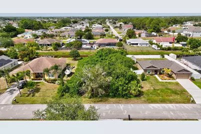 373 SW Millard Drive, Port Saint Lucie, FL 34953 - Photo 4