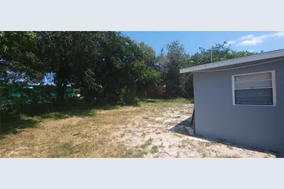 412 7th Road SW, Vero Beach, FL 32962 - Photo 4