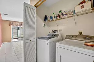 4045 NW 1st St, Delray Beach, FL 33445 - Photo 20