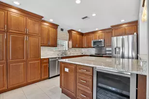 4045 NW 1st St, Delray Beach, FL 33445 - Photo 10