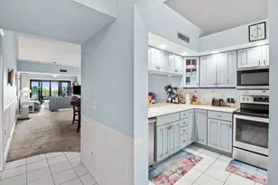 901 Seafarer Cir, Jupiter, FL 33477 - Photo 2