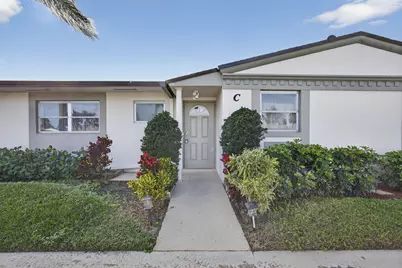 2833 Crosley Drive W #C, West Palm Beach, FL 33415 - Photo 2