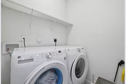 10441 W 32nd Lane, Hialeah, FL 33018 - Photo 20