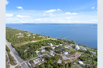 109 Riverview Drive, Jensen Beach, FL 34957 - Photo 6