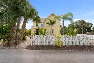 109 Riverview Dr, Jensen Beach, FL 34957 - Photo 32