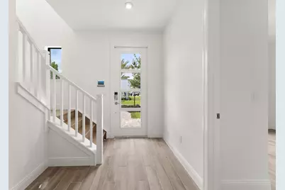 915 SW Cosmos Walk SW, Palm City, FL 34990 - Photo 2