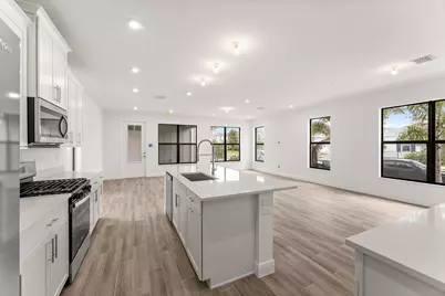 915 SW Cosmos Walk SW, Palm City, FL 34990 - Photo 10