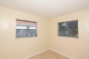 557 SW Duval Ave, Port Saint Lucie, FL 34983 - Photo 16