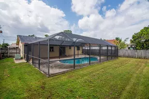 557 SW Duval Ave, Port Saint Lucie, FL 34983 - Photo 26