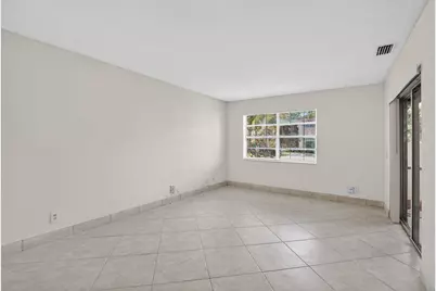 6695 Via Regina, Boca Raton, FL 33433 - Photo 4