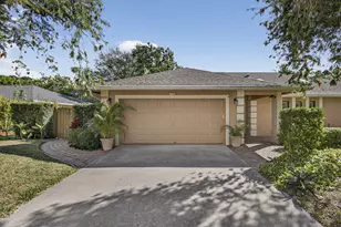 1776 The 12th Fairway, Wellington, FL 33414 - Photo 4