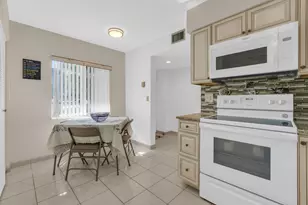 7301 Amberly Ln, Delray Beach, FL 33446 - Photo 10