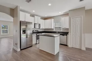 8095 Westfield Cir, Vero Beach, FL 32966 - Photo 6