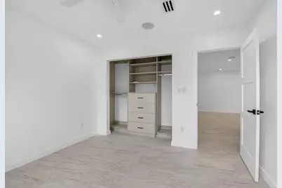 7819 Lakeside Boulevard #812, Boca Raton, FL 33434 - Photo 16