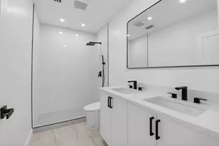 7819 Lakeside Blvd, Boca Raton, FL 33434 - Photo 14