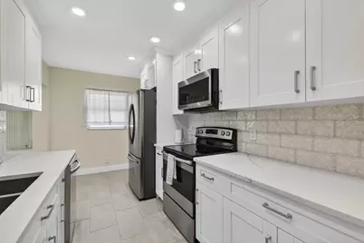 4361 NW 12th Drive NW, Pompano Beach, FL 33064 - Photo 12