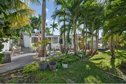 225 S Sequoia Drive, West Palm Beach, FL 33409 - Photo 72