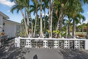 225 S Sequoia Dr, West Palm Beach, FL 33409 - Photo 2