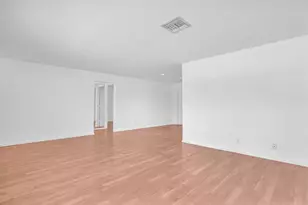 7116 Pine Bluff Dr, Lake Worth, FL 33467 - Photo 10