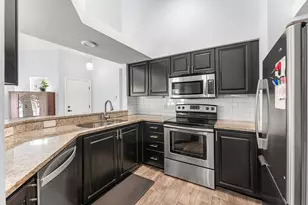 2100 Bonisle Cir, Riviera Beach, FL 33418 - Photo 8