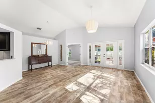 2100 Bonisle Cir, Riviera Beach, FL 33418 - Photo 4