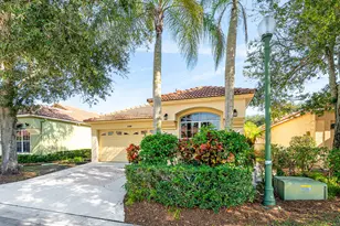 2100 Bonisle Cir, Riviera Beach, FL 33418 - Photo 24