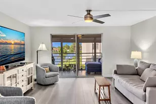 321 SE 3rd St, Dania Beach, FL 33004 - Photo 16