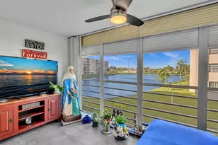 321 SE 3rd St, Dania Beach, FL 33004 - Photo 22