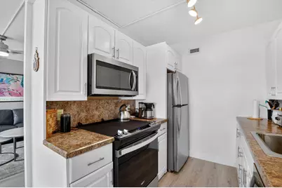 4051 Guildford C, Boca Raton, FL 33434 - Photo 4