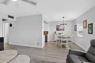 4051 Guildford C, Boca Raton, FL 33434 - Photo 10