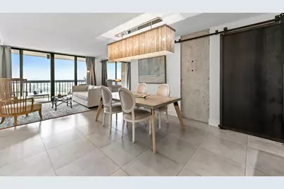 2425 Presidential Way #1806, West Palm Beach, FL 33401 - Photo 2
