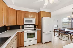 3007 Yarmouth A, Boca Raton, FL 33434 - Photo 14