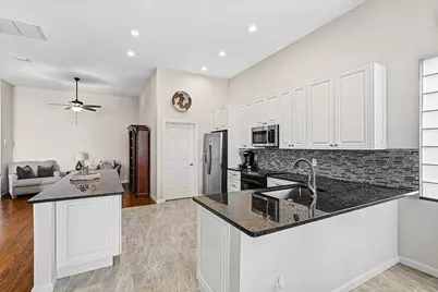 9557 Vercelli Street, Lake Worth, FL 33467 - Photo 6