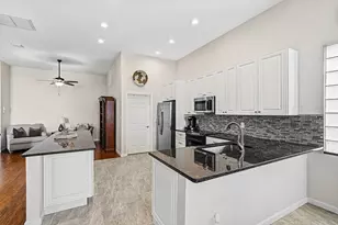 9557 Vercelli St, Lake Worth, FL 33467 - Photo 6