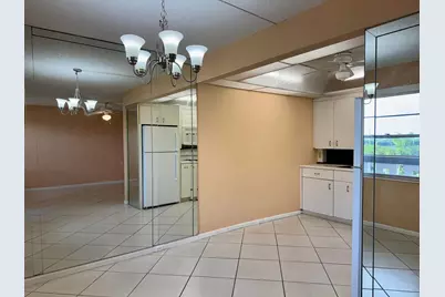 4053 Hythe C, Boca Raton, FL 33434 - Photo 4