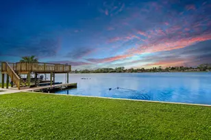 2097 Circle Pl Dr, Lake Worth, FL 33462 - Photo 1