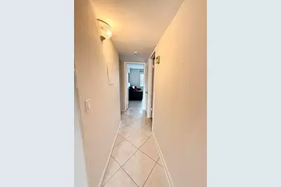 470 Capri J, Delray Beach, FL 33484 - Photo 8